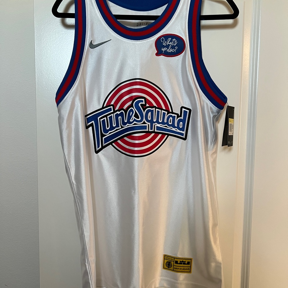 Official Nike White Looney Tune Squad Basketball Jersey size small